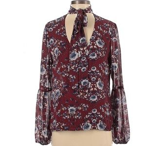 🚨 Wayf Tie Neck Floral Long Sleeve Top